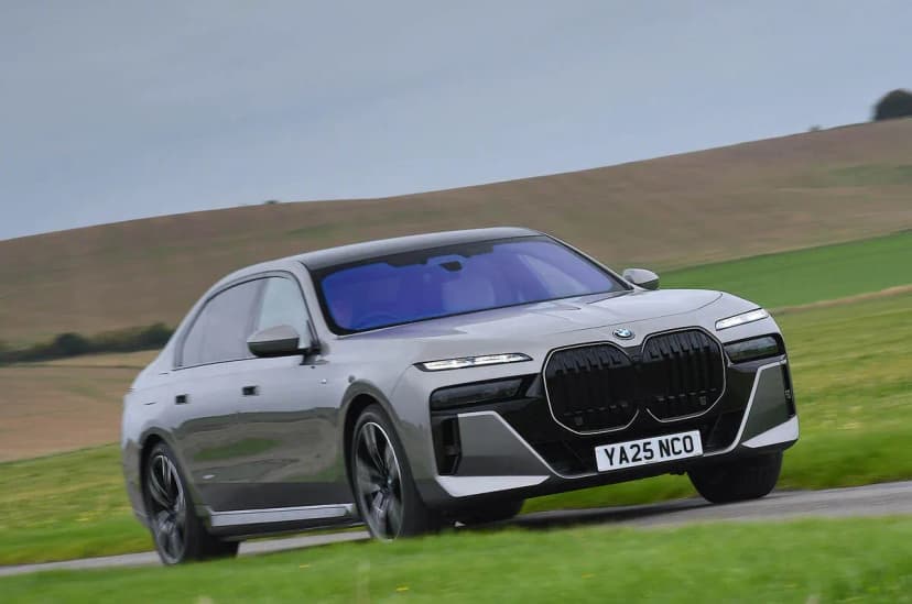 BMW готовит революцию i7: быстрее зарядка, больше дальность