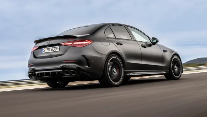 Mercedes-AMG C 63 возвращает обновленный шестицилиндровый