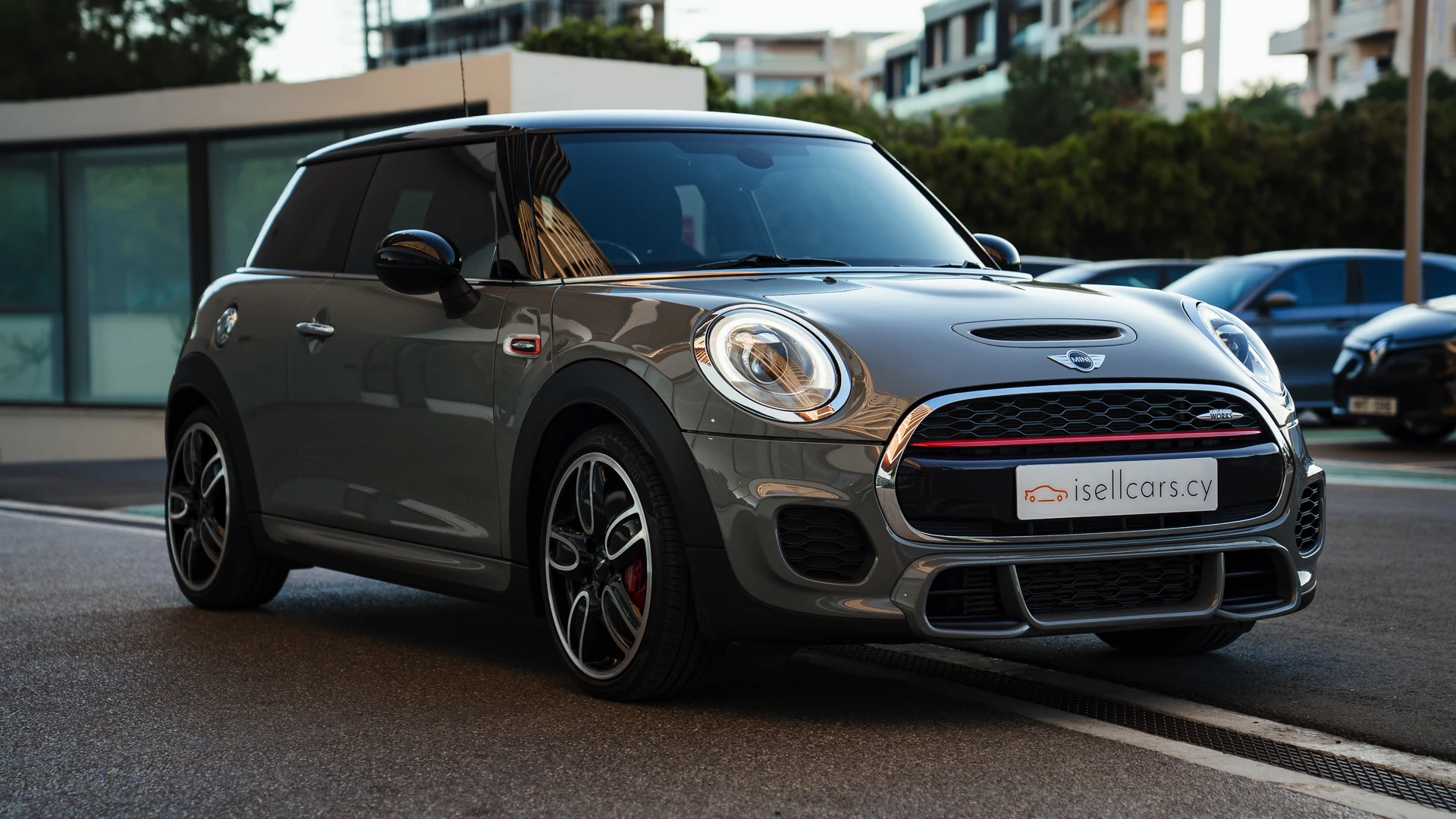 Mini John Cooper Works front three-quarter, John Cooper Works styling. Car 78