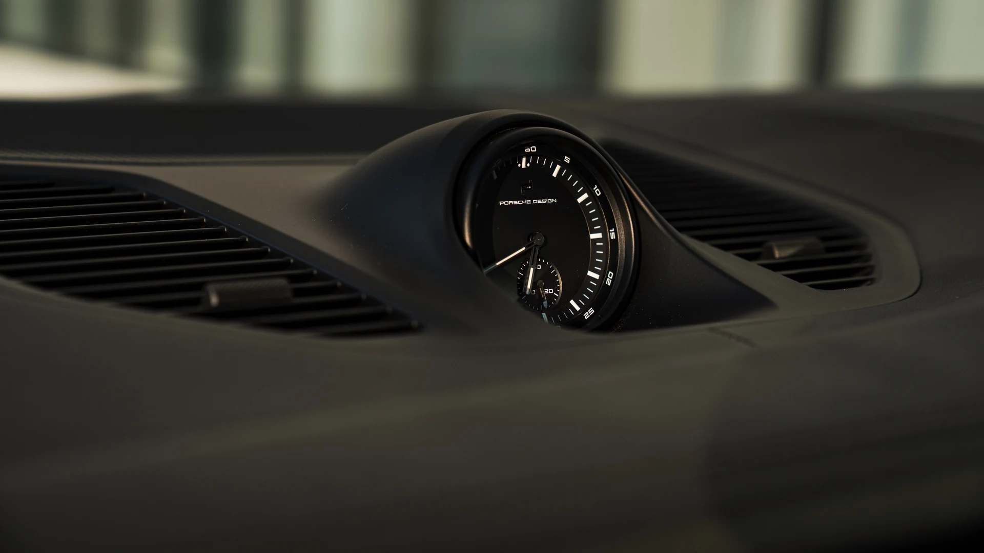 Sport Chrono clock, Porsche Design subsecond on dashboard. Car 79