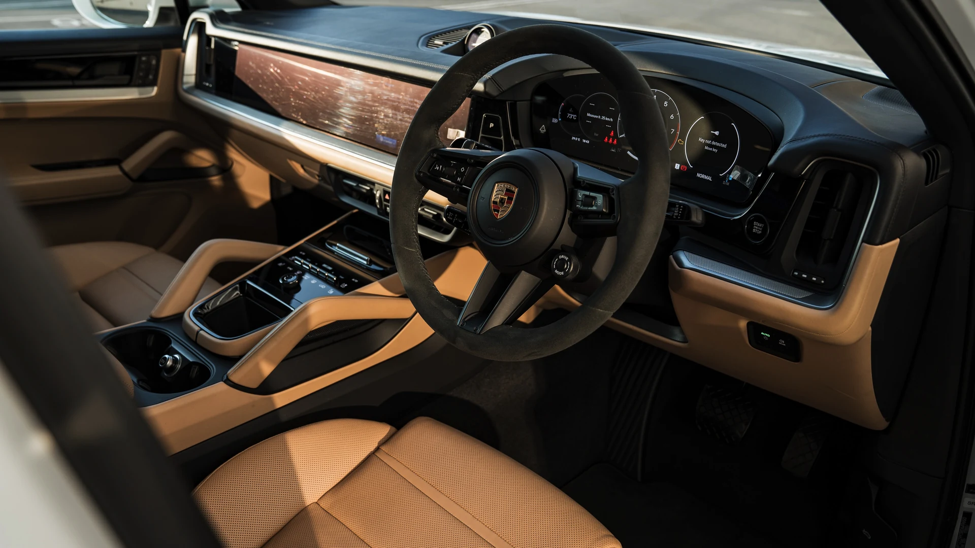 Interior overview, Black and Mojave Beige leather. Car 79