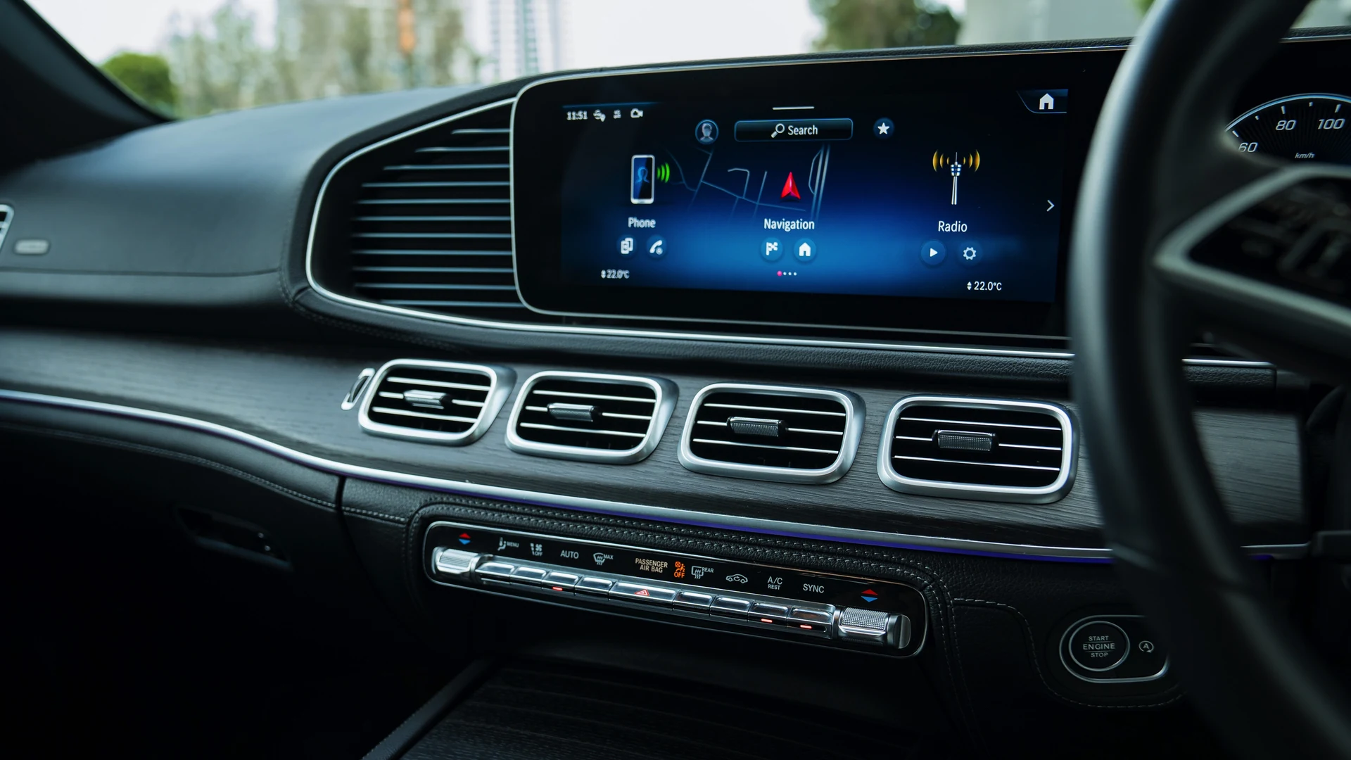 Exterior styling detail. Car 75