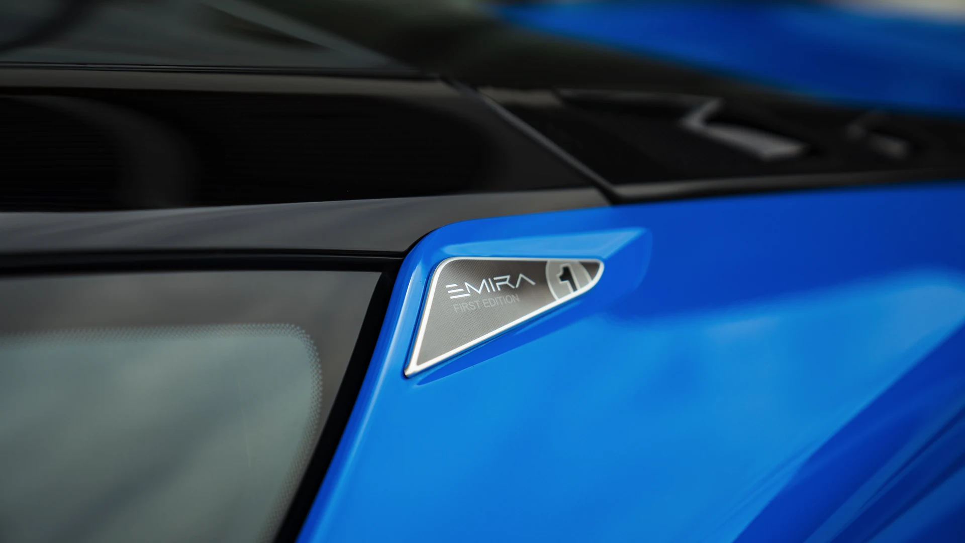 Interior trim detail. Car 76