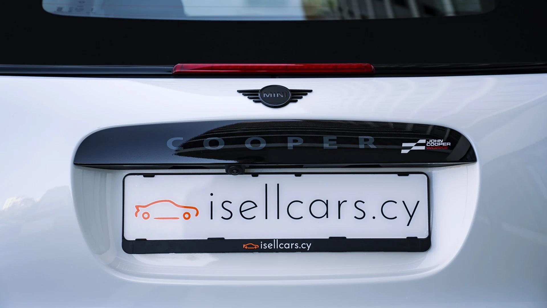 Rear view with isellcars.cy branding plate. Car 81