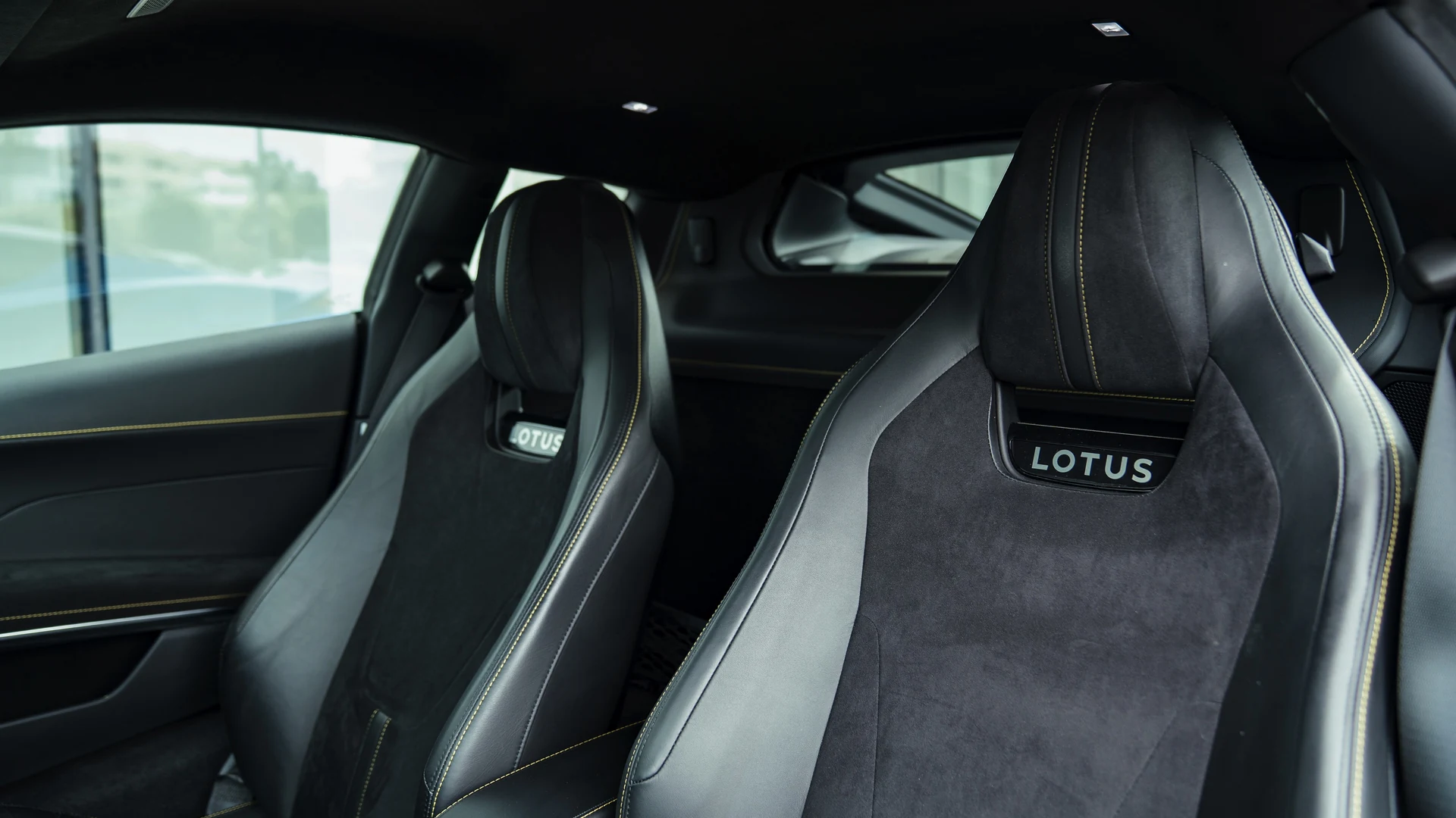 Interior trim detail. Car 76