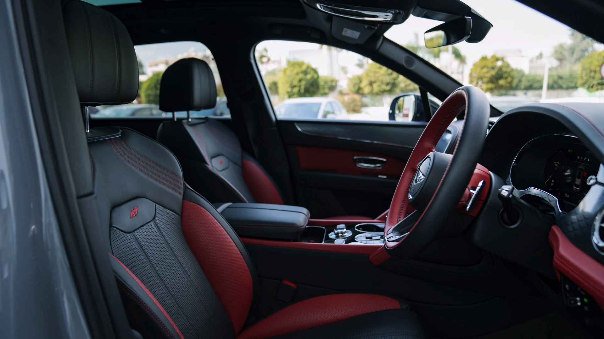 Interior trim detail. Car 72