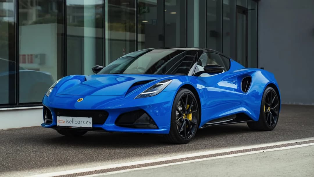 Lotus Emira