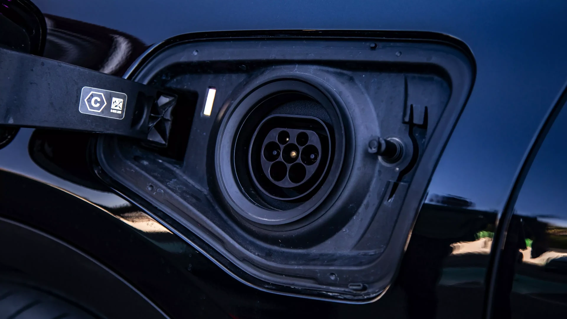 Interior trim detail. Car 48
